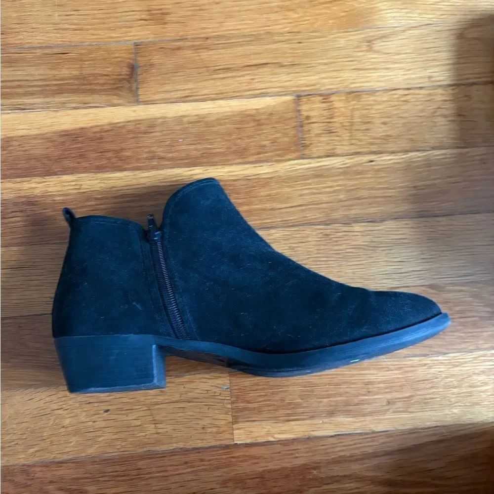 Just fab Suede Booties - Picture 3 of 5